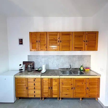 55 - Centocelle Near Metro C Pensión 4*