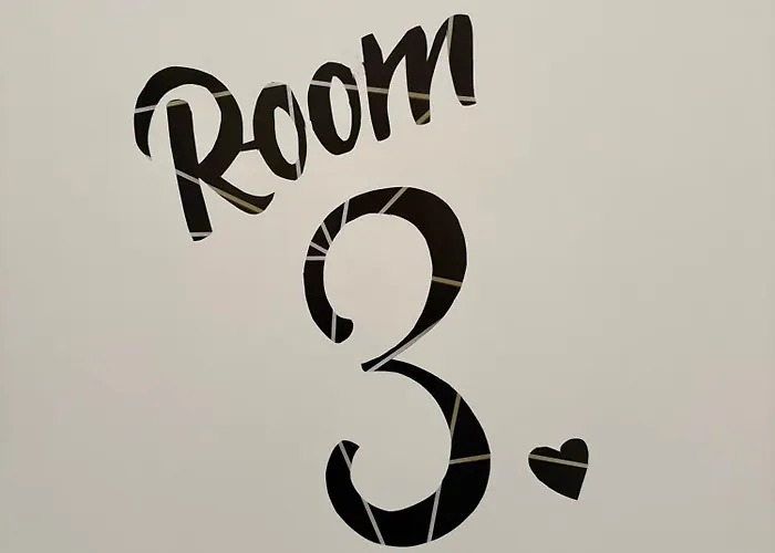 Pensión 55 - Centocelle Near Metro C Roma